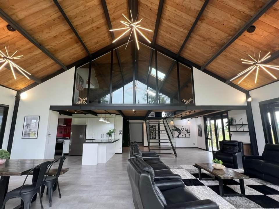 The Clubhouse Villa Hamilton Ngoại thất bức ảnh
