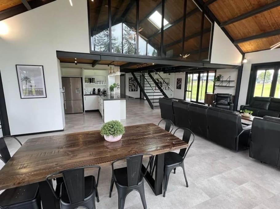 The Clubhouse Villa Hamilton Ngoại thất bức ảnh