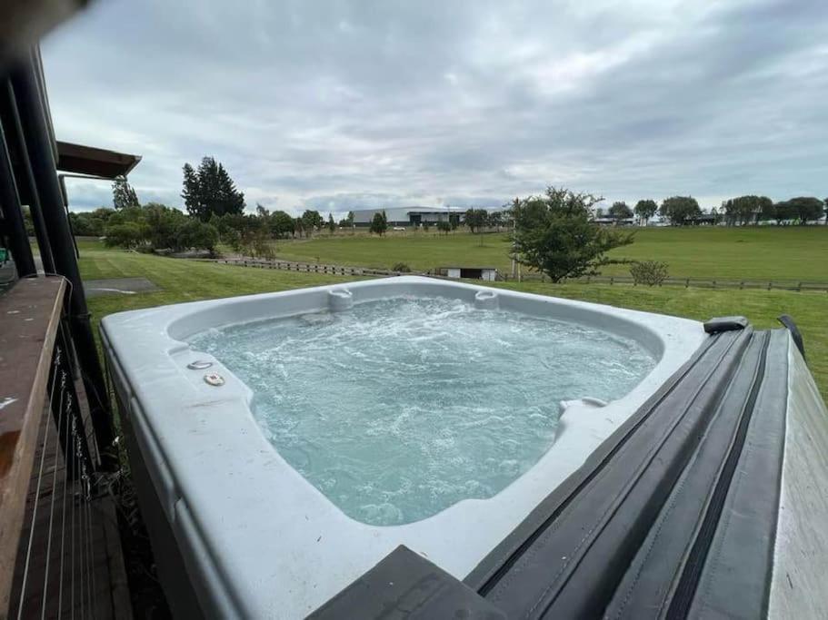 The Clubhouse Villa Hamilton Ngoại thất bức ảnh